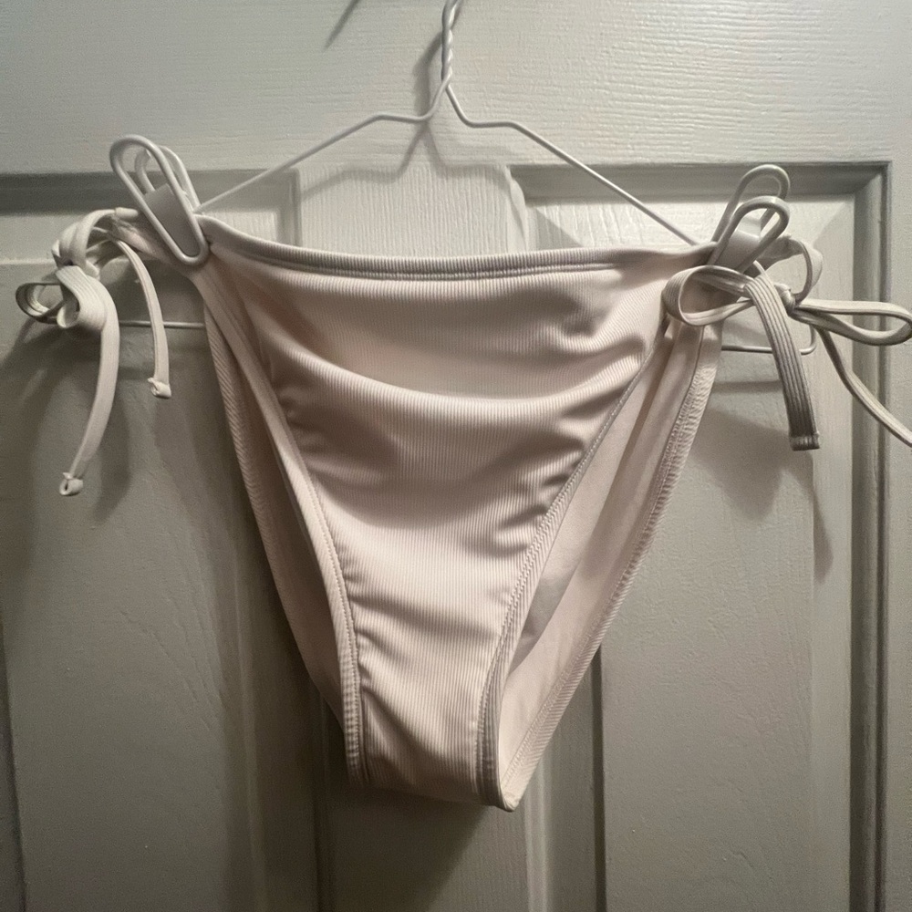 Shade & Shore Light Cream Bikini Bottom